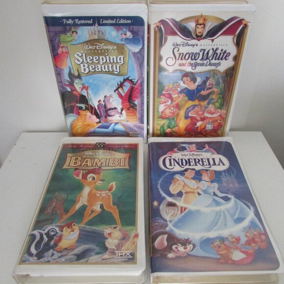 VHS Tapes - 4 Classic Disney movies - Picture 1 of 10